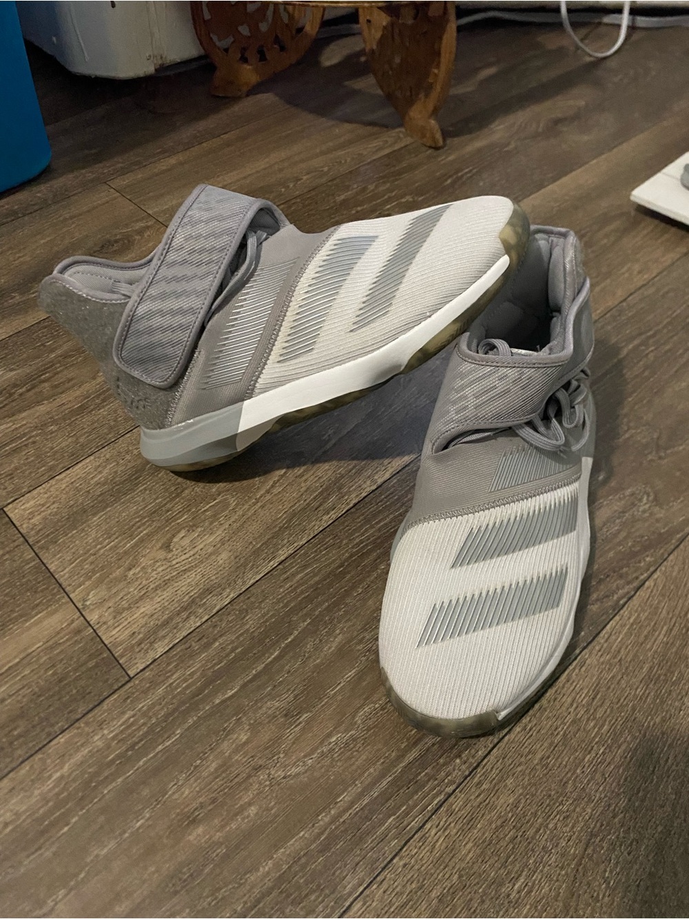 Mens Adidas Harden B/E 3 Basketball Shoes